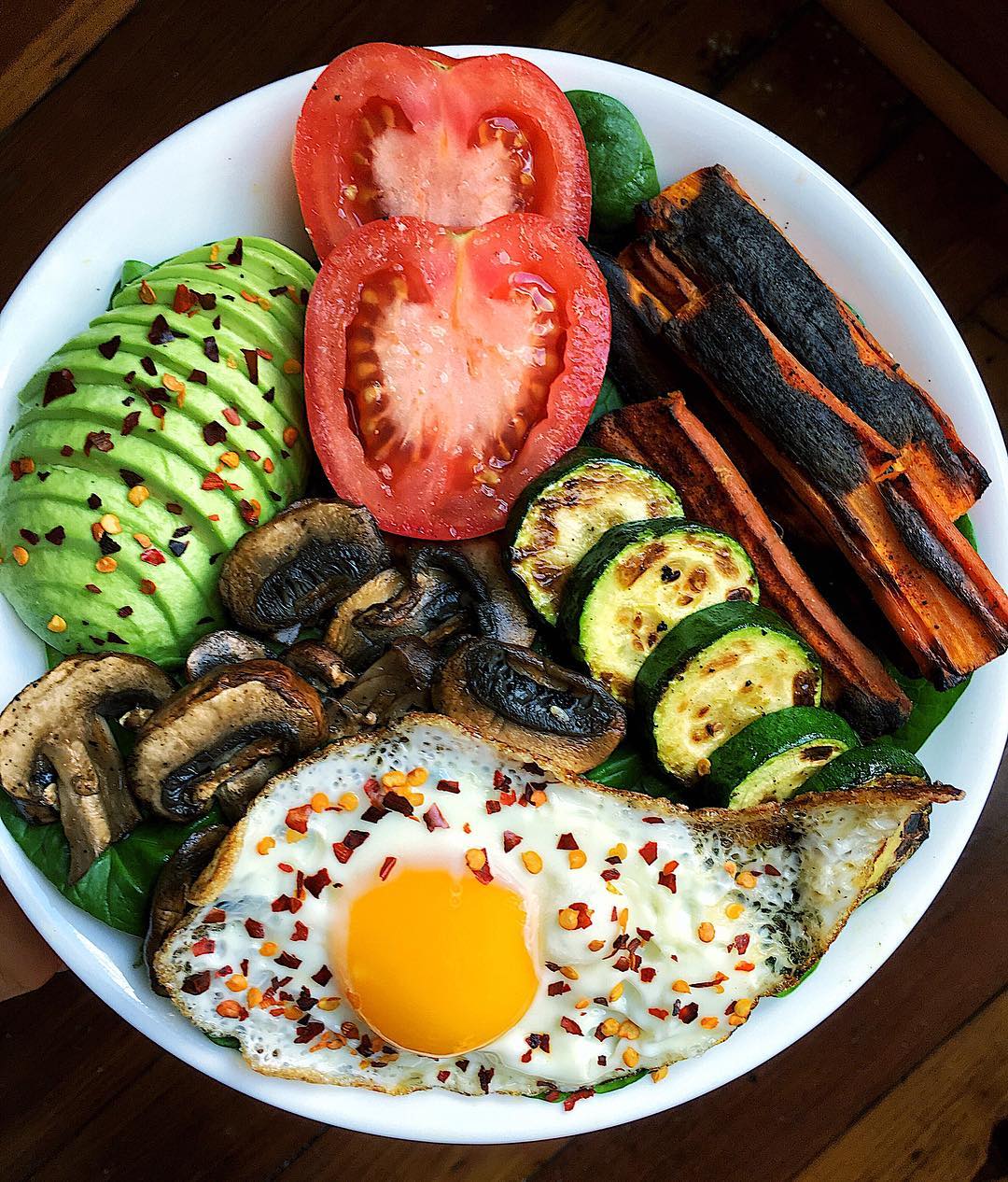 Easy Fried Egg and Vegetable Lunch Combo