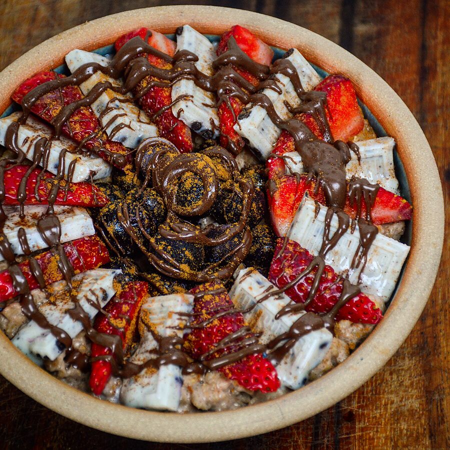 Protein Oats with Strawberries and Cream