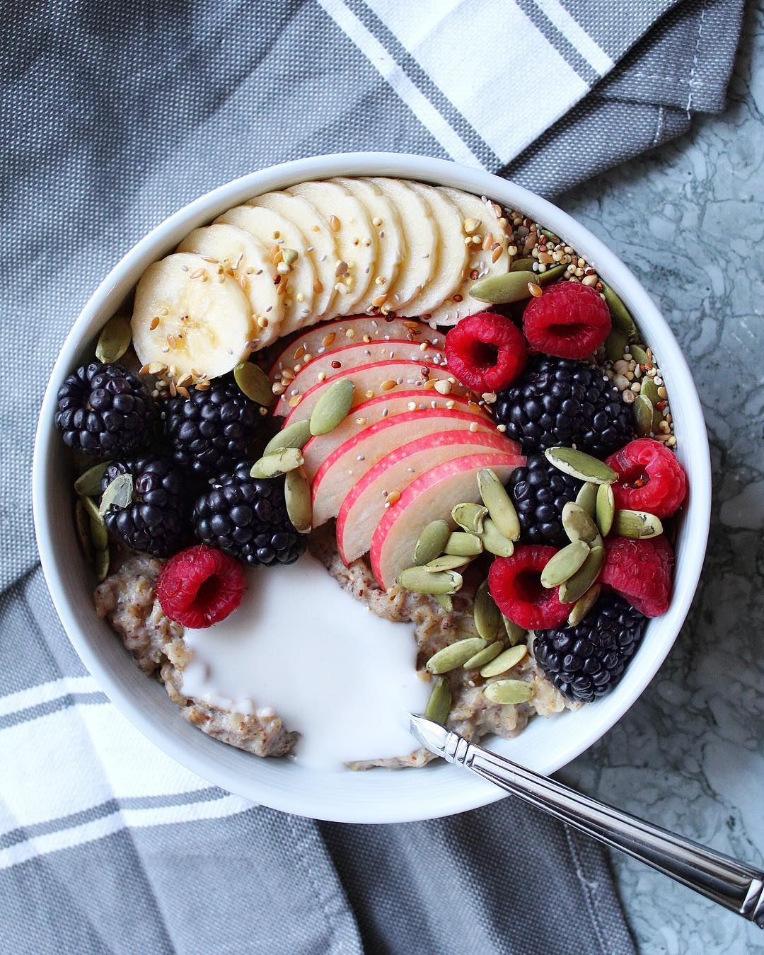 Warm Cinnamon Oats with Banana and Berries