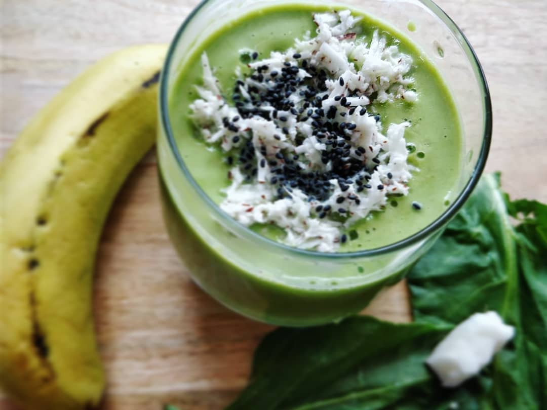 Creamy Avocado and Banana Smoothie