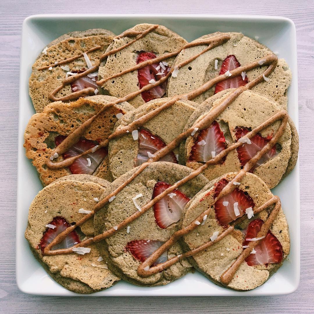 Paleo Protein Strawberry Pancakes