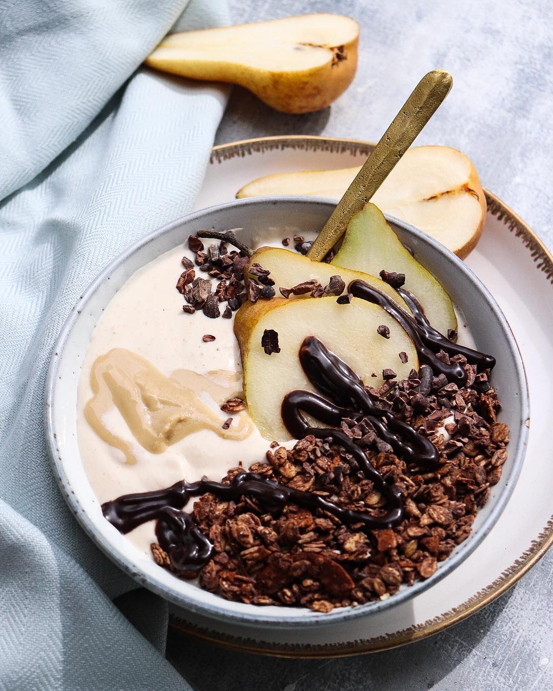 Pear and tahini smoothie bowl with chocolate granola