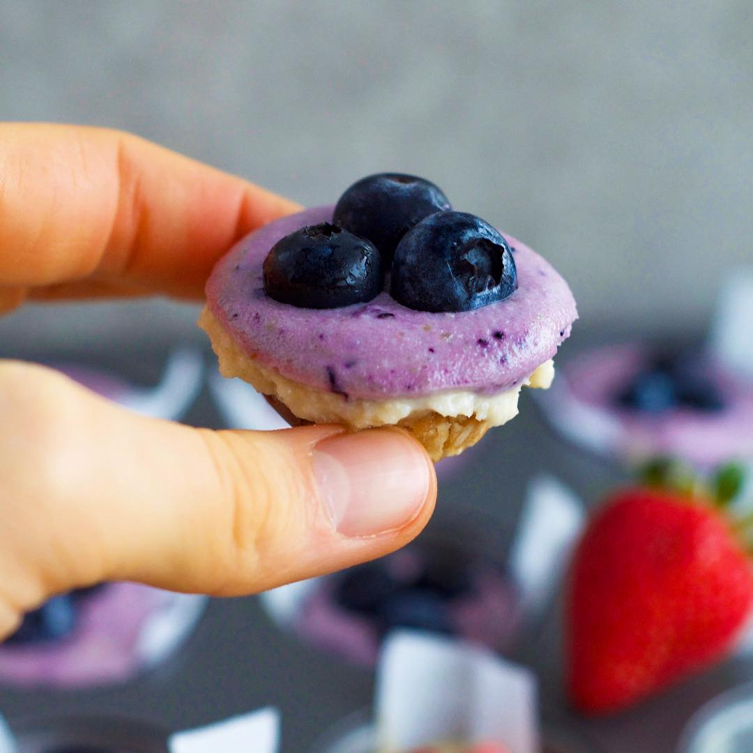 Vegan Mini Cheesecake Bites with Cashews