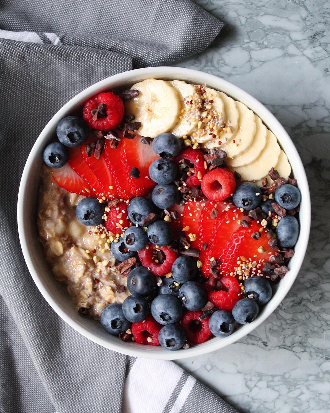 Simple Overnight Oats with Coconut and Banana