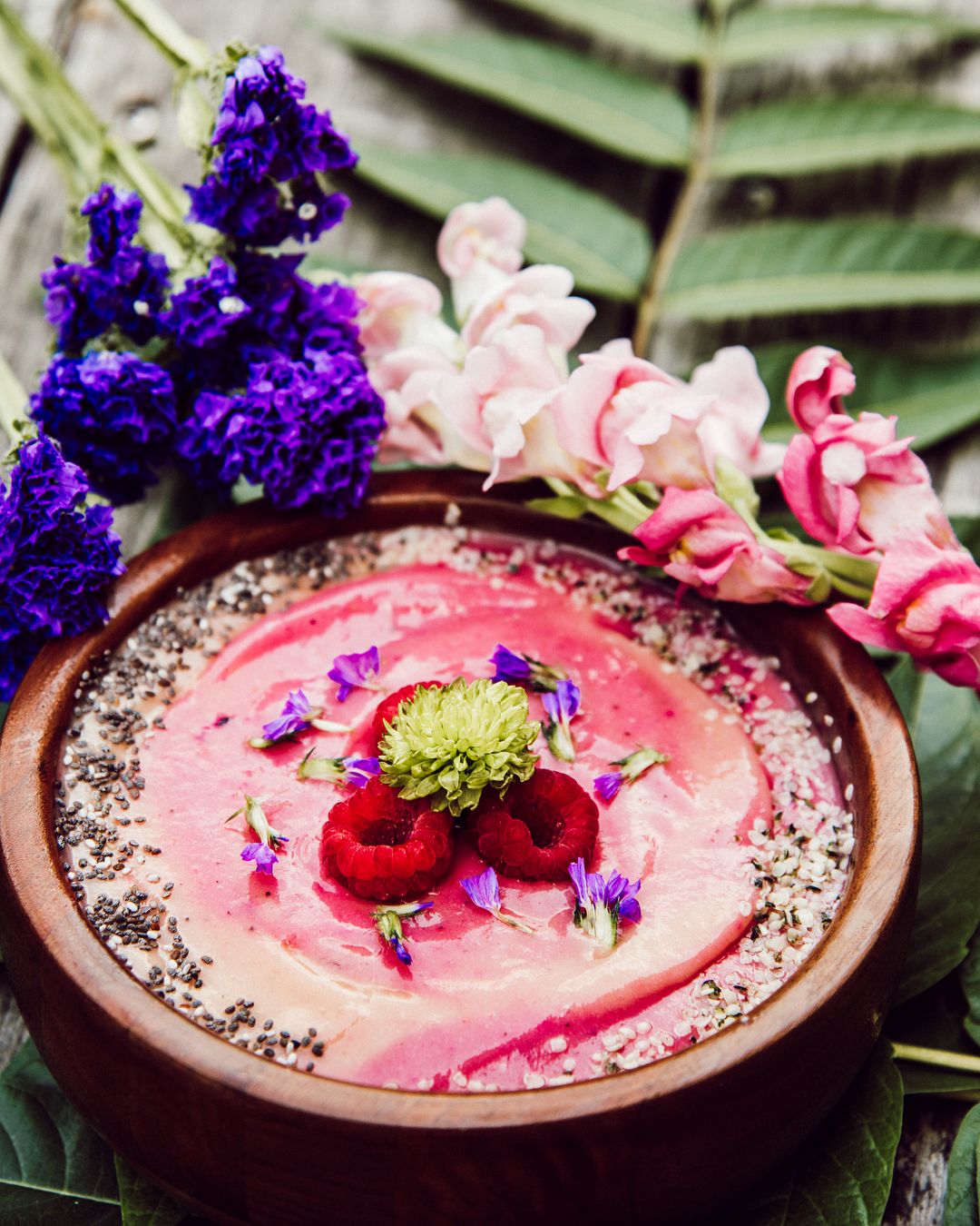 Tropical Swirl Smoothie Bowl