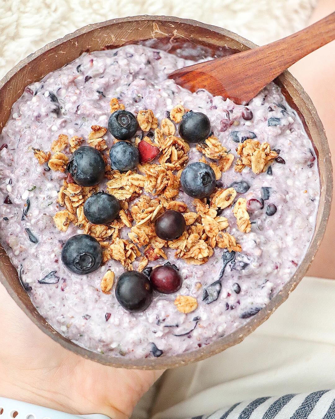 Healthy Berry Overnight Oats