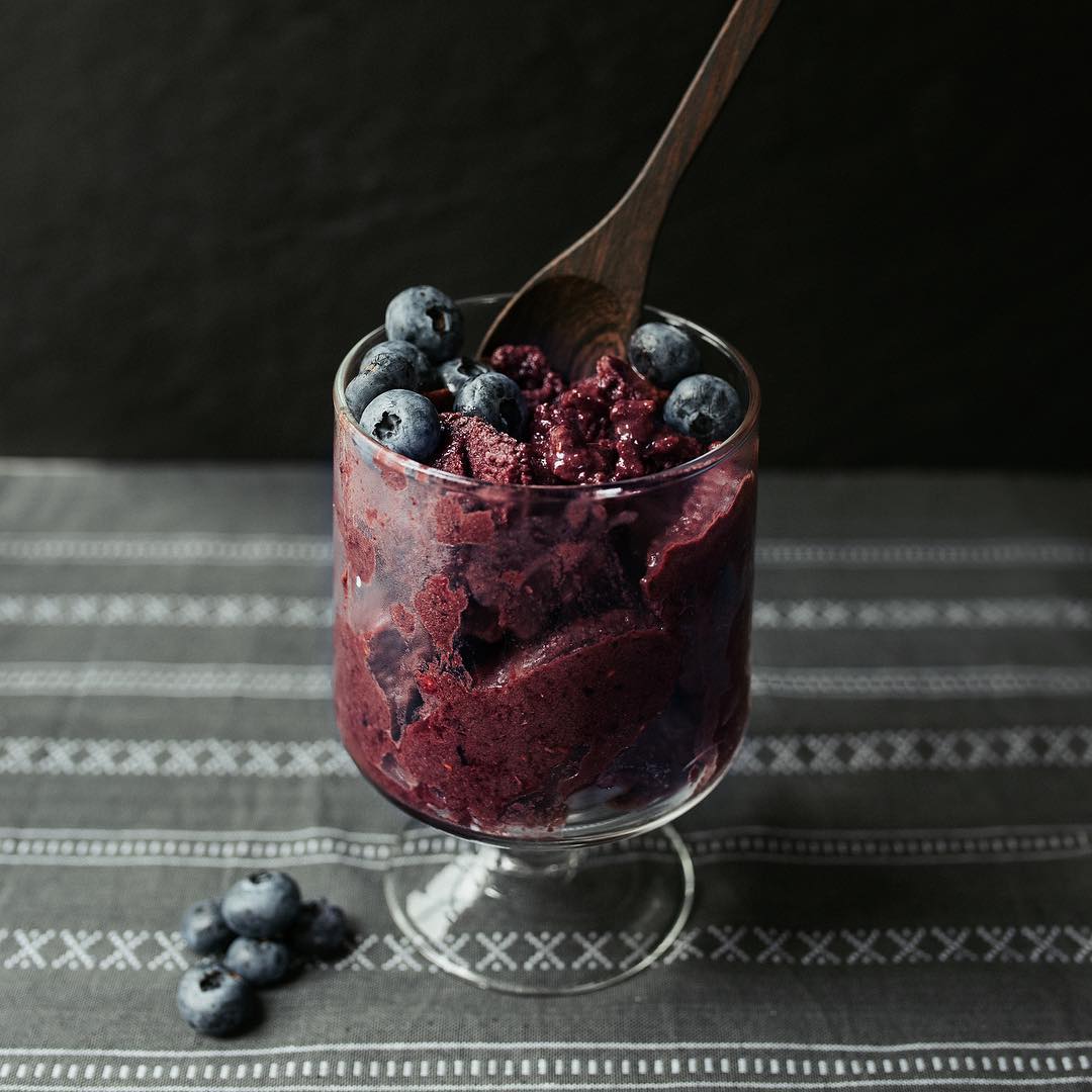 Easy Dairy-Free Açai Nice Cream Treat