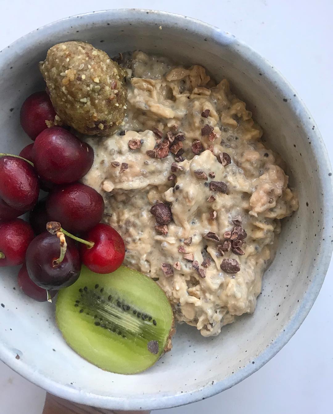 Kiwi Protein Overnight Oats
