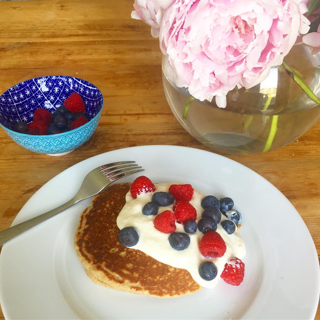 Easy Gluten-Free Vegan Banana Pancakes