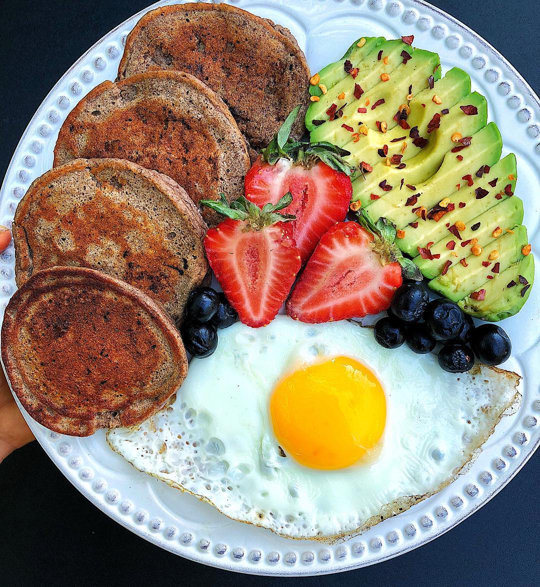 Paleo Banana Pancakes with Fried Egg and Berries