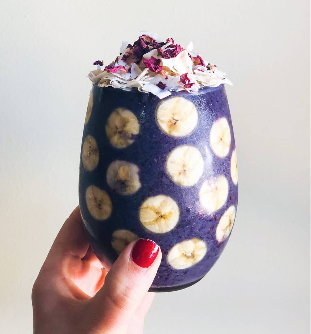 Vibrant Berry and Cauliflower Smoothie