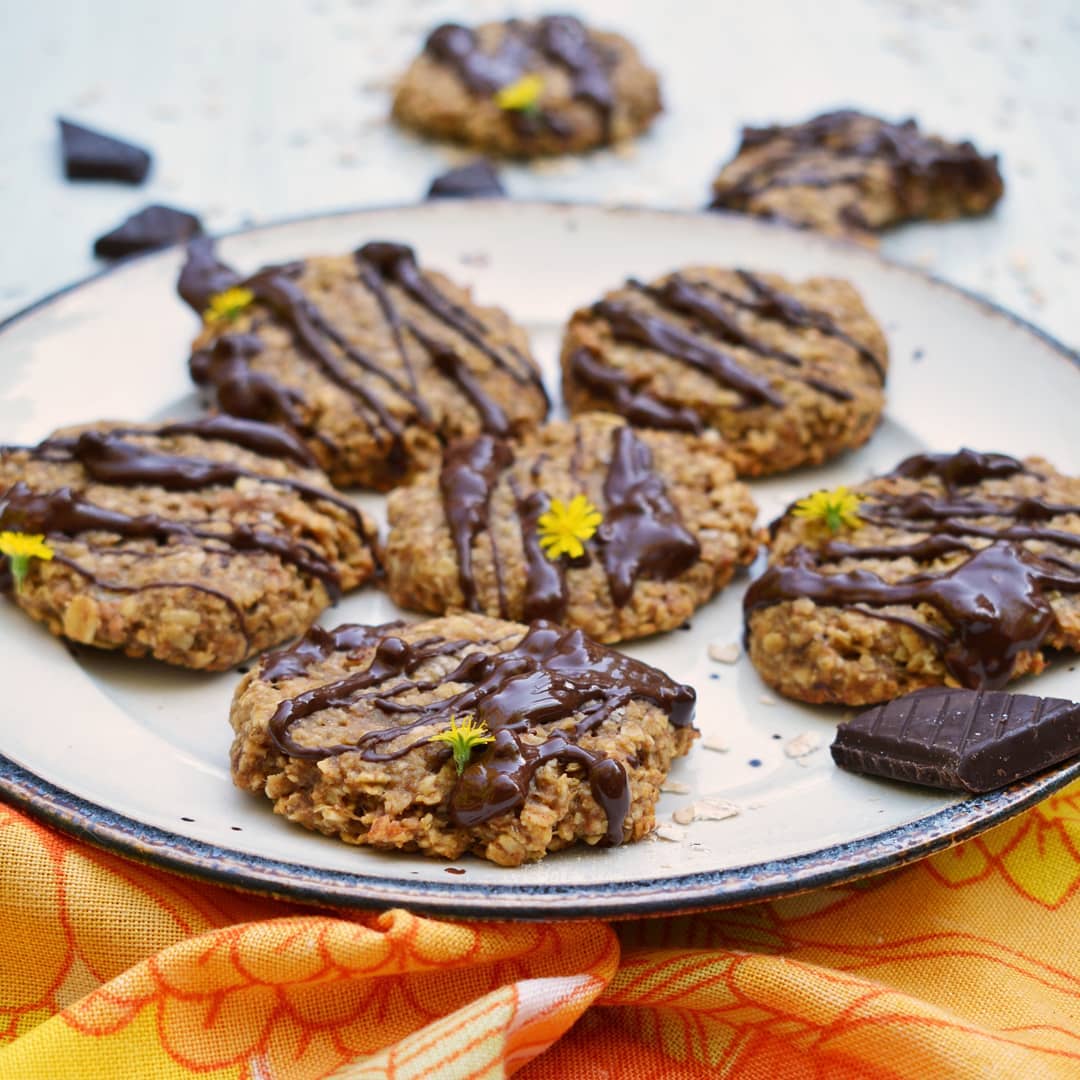Quick and Easy Banana Oat Breakfast Cookies