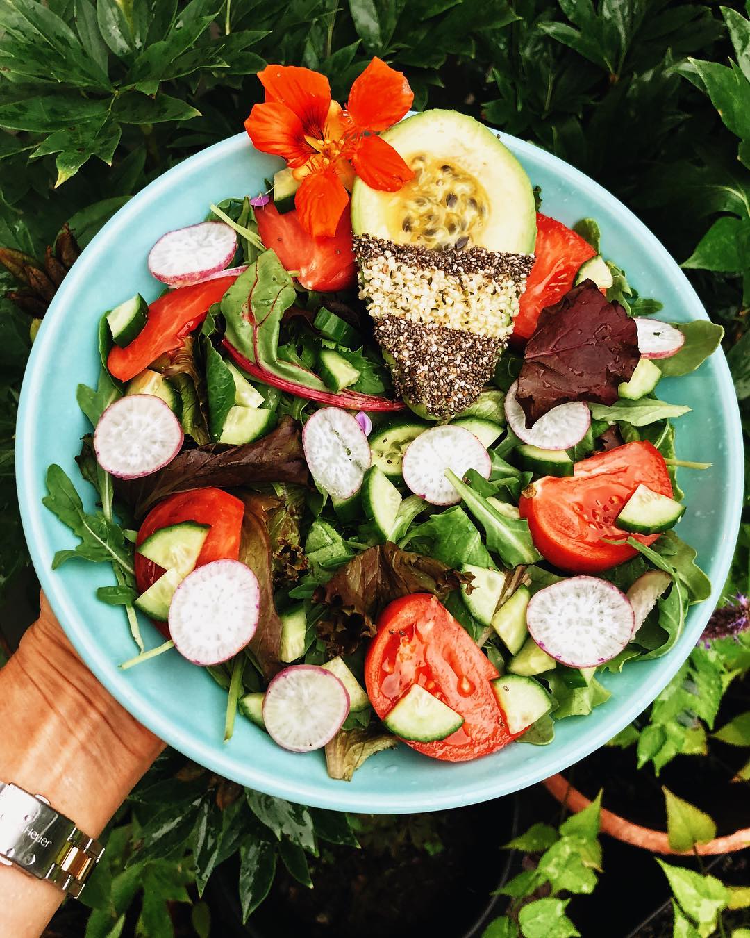 Vegan Green Salad with Seeds and Passion Fruit