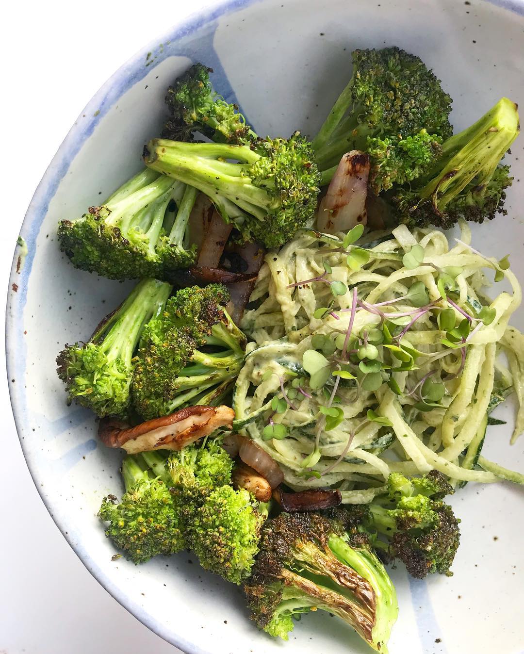 Creamy Pumpkin Seed Pesto Zucchini Noodles