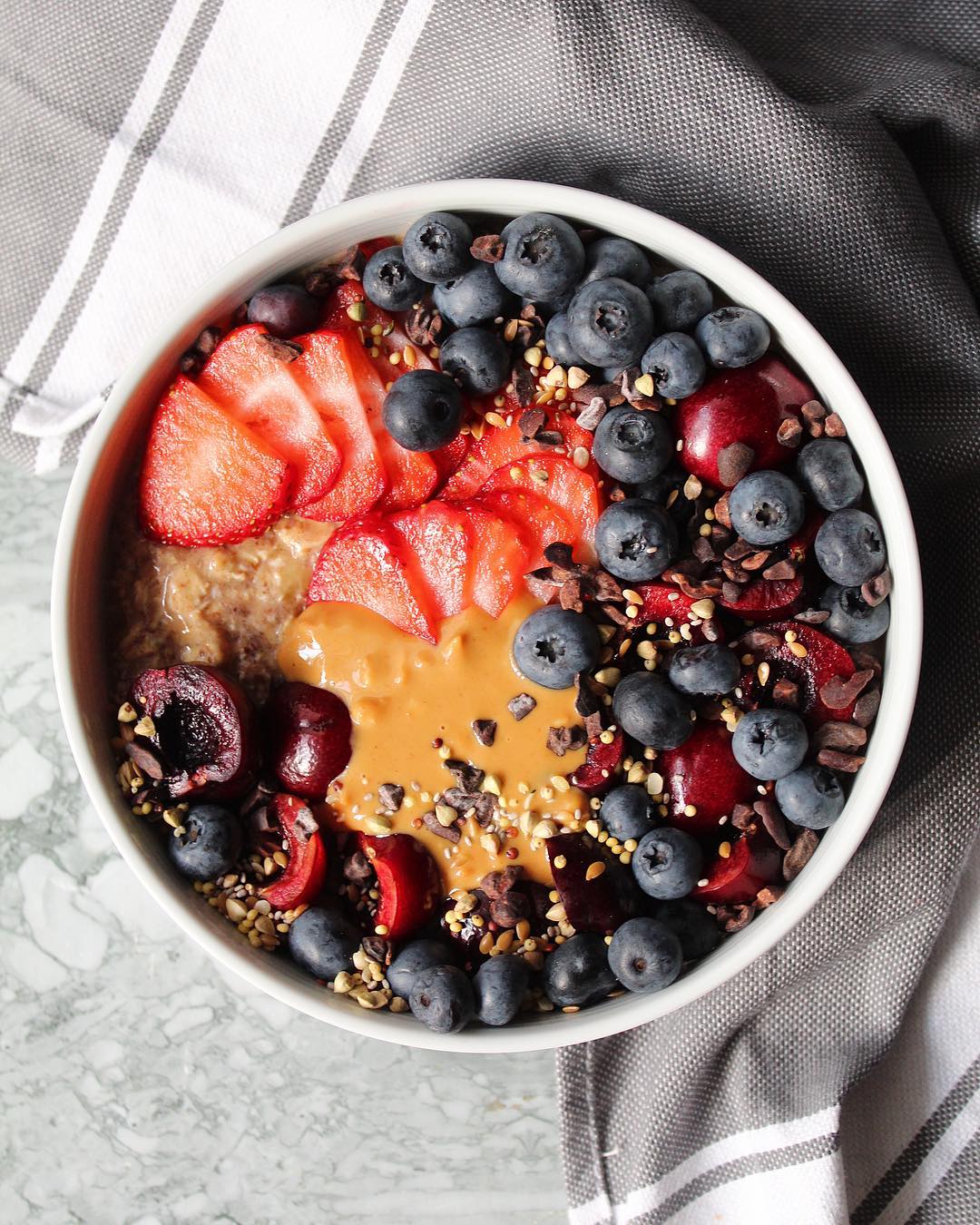 Cinnamon Overnight Oats with Banana and Milk