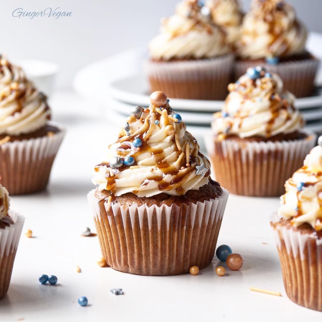 Vegan Toffee Cupcakes with Caramel Sauce