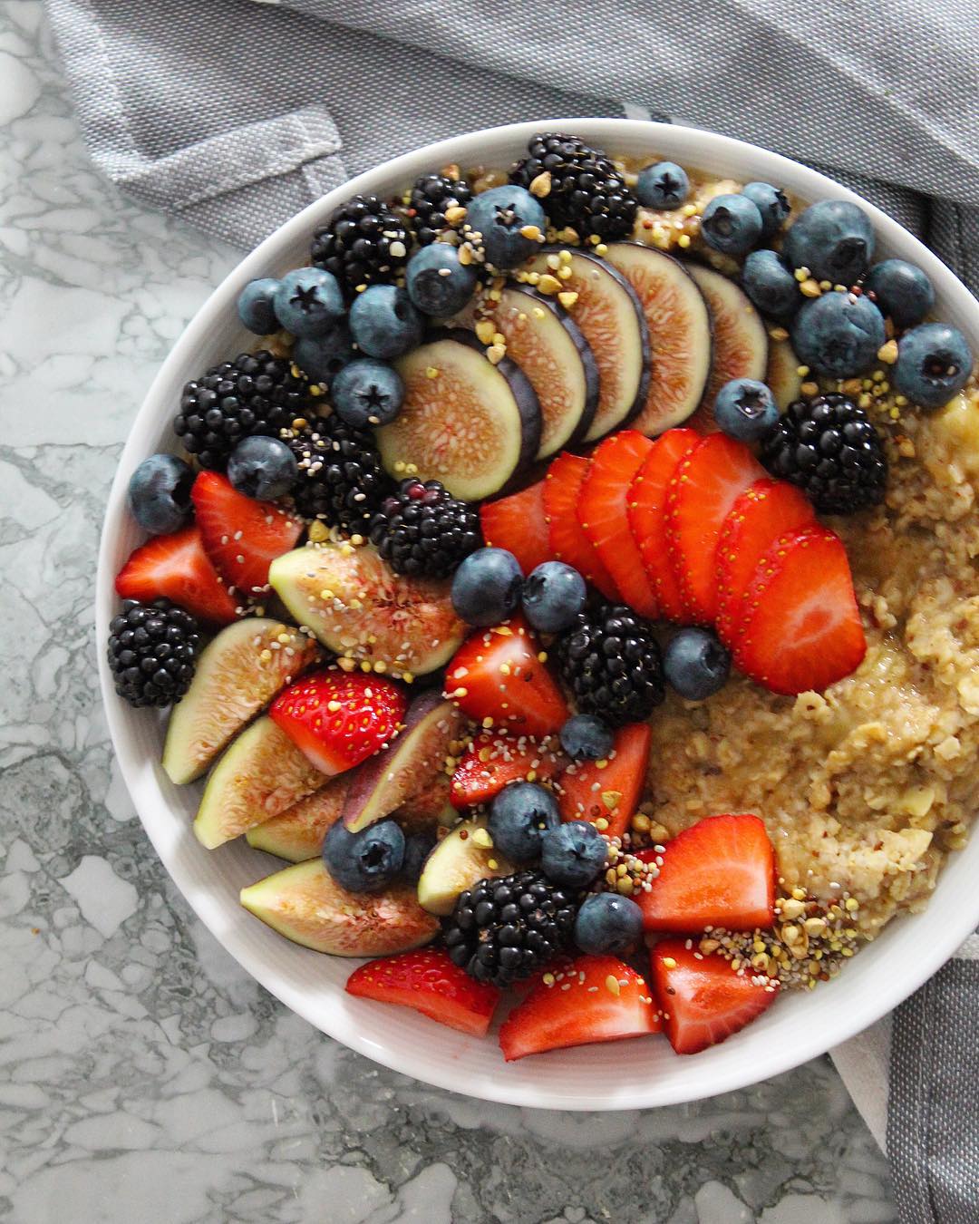 Easy Cardamom Oats with Fresh Fruit Toppings