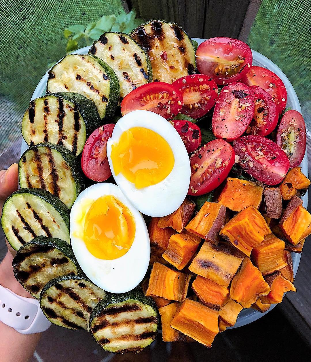 Simple Prepped Breakfast with Egg and Veggies