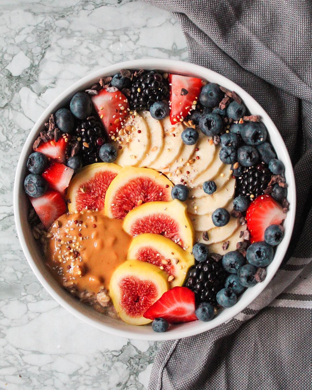 Cinnamon Overnight Oats with Banana and Fruits