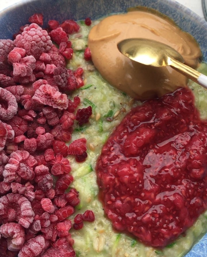 Peanut Butter and Jelly Courgette Porridge