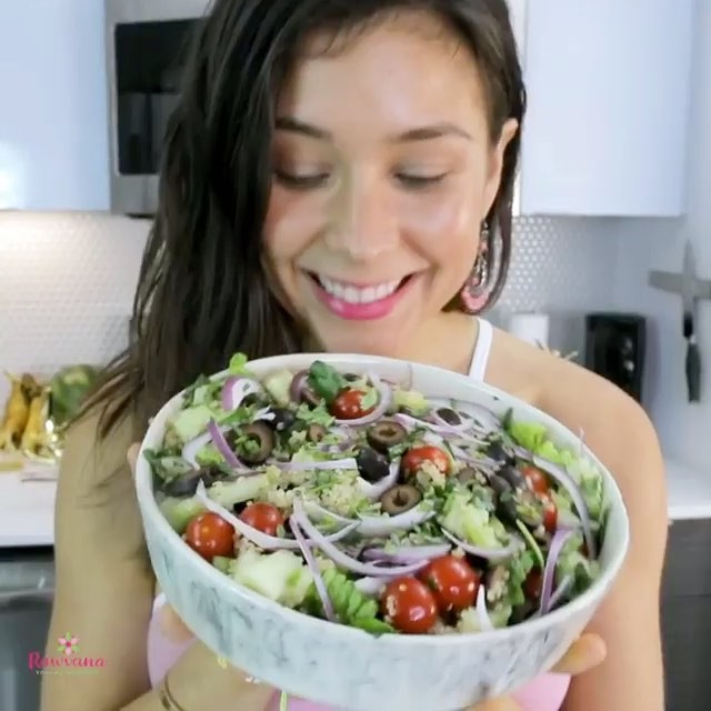 Easy Mediterranean Quinoa Salad