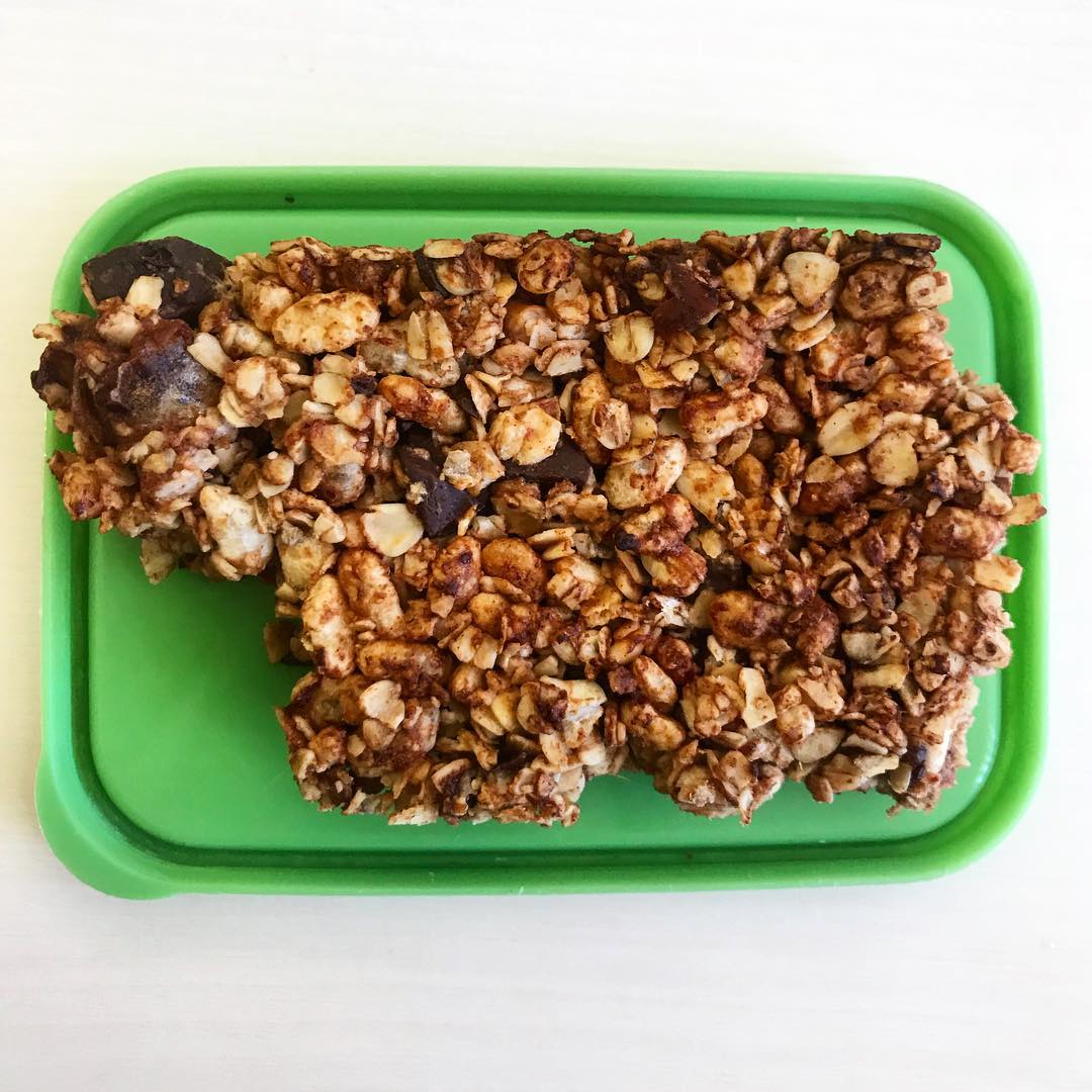 Date and Dark Chocolate Bars