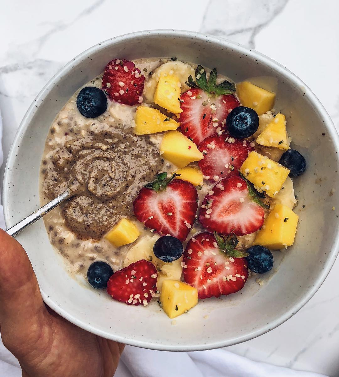 Overnight Oats with Zucchini and Fresh Fruits