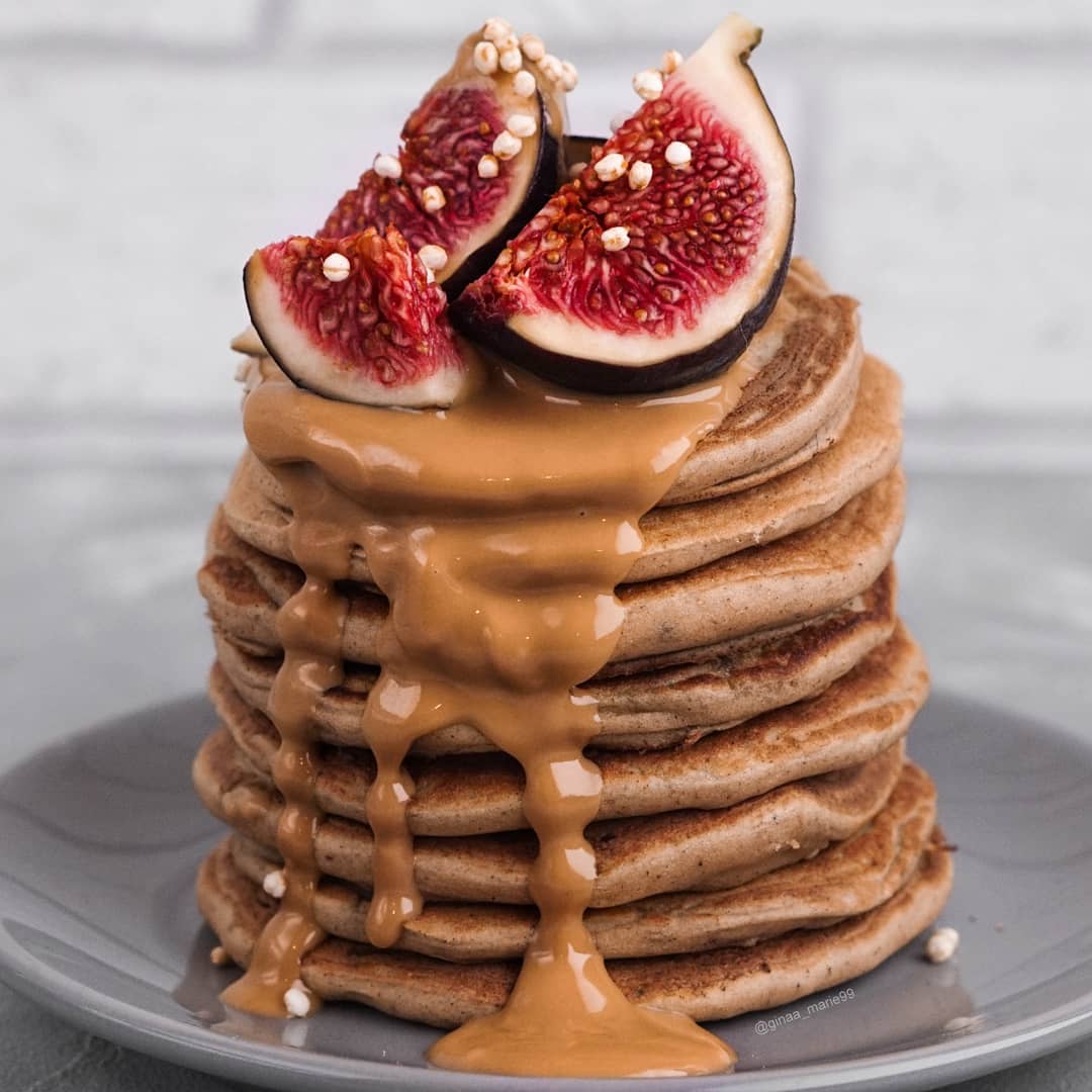 Gluten-Free Pancakes with Figs and Peanut Butter