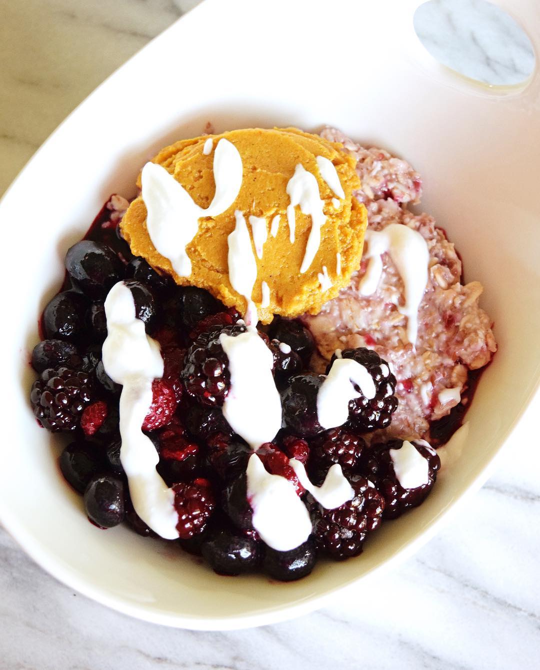 Berry Infused Oats with Flaxseed and Yogurt