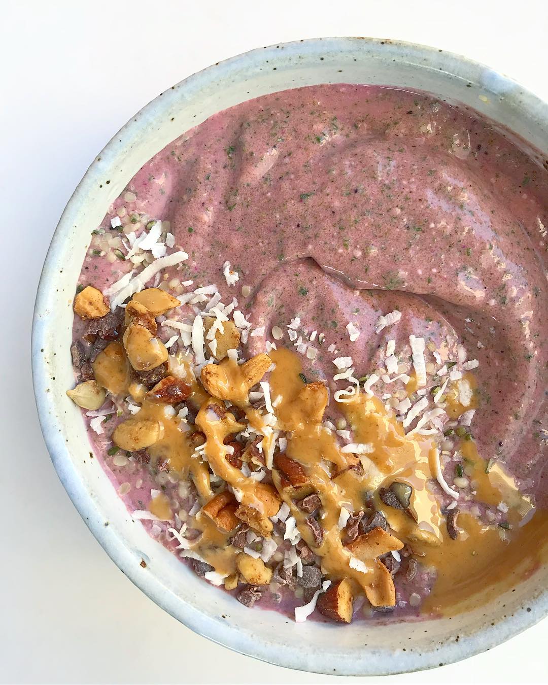 Lean Green Pitaya Smoothie Bowl