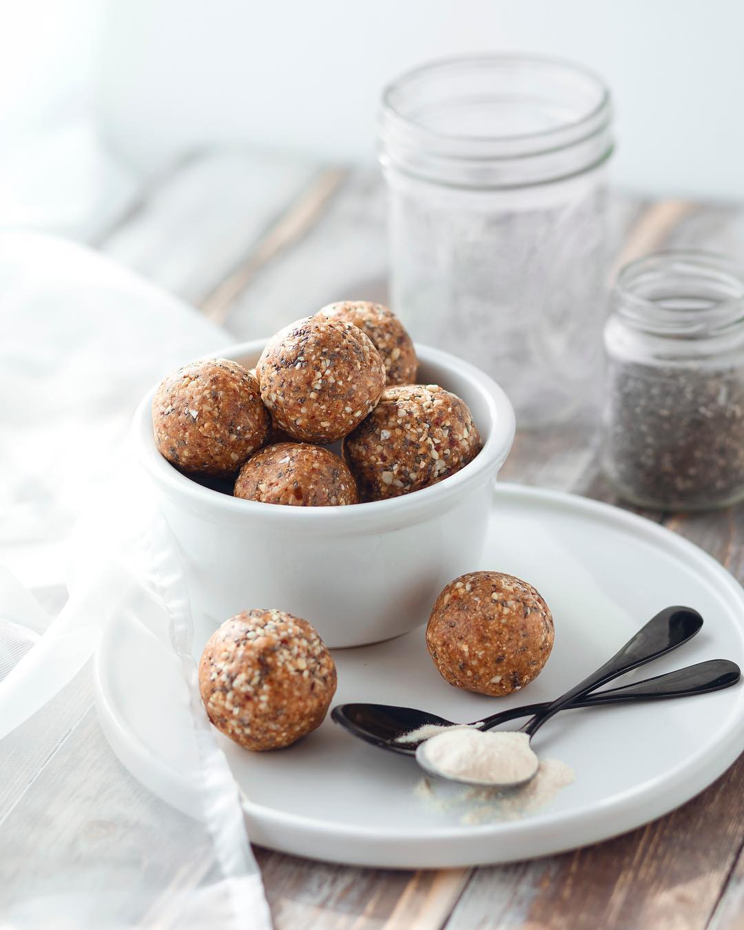 Vegan Bliss Balls with Protein