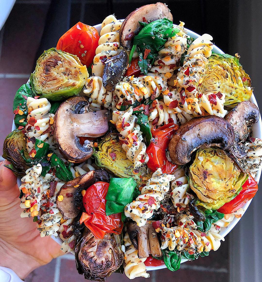 Quick Chickpea Pasta with Vegetables