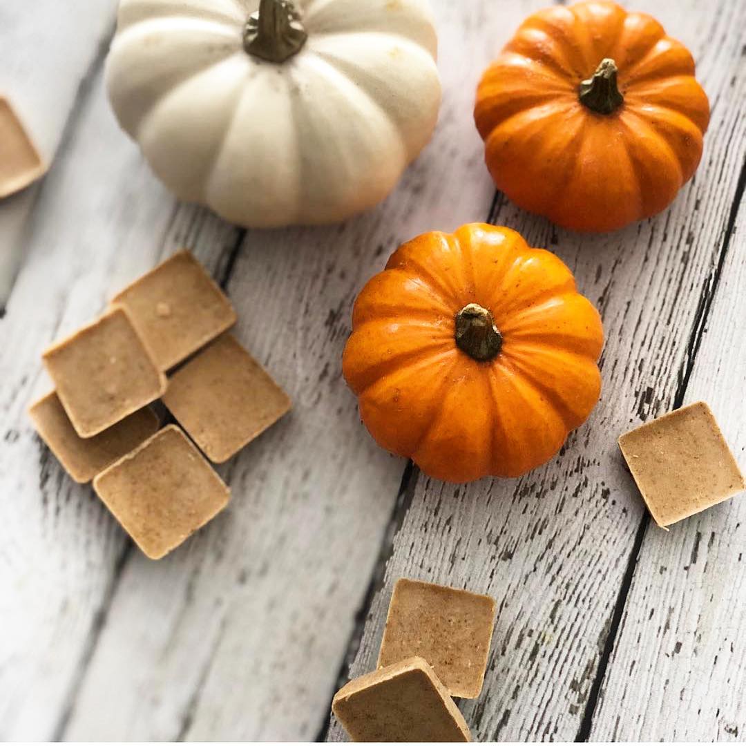 Healthy Pumpkin Fat Bombs for Fall Treats