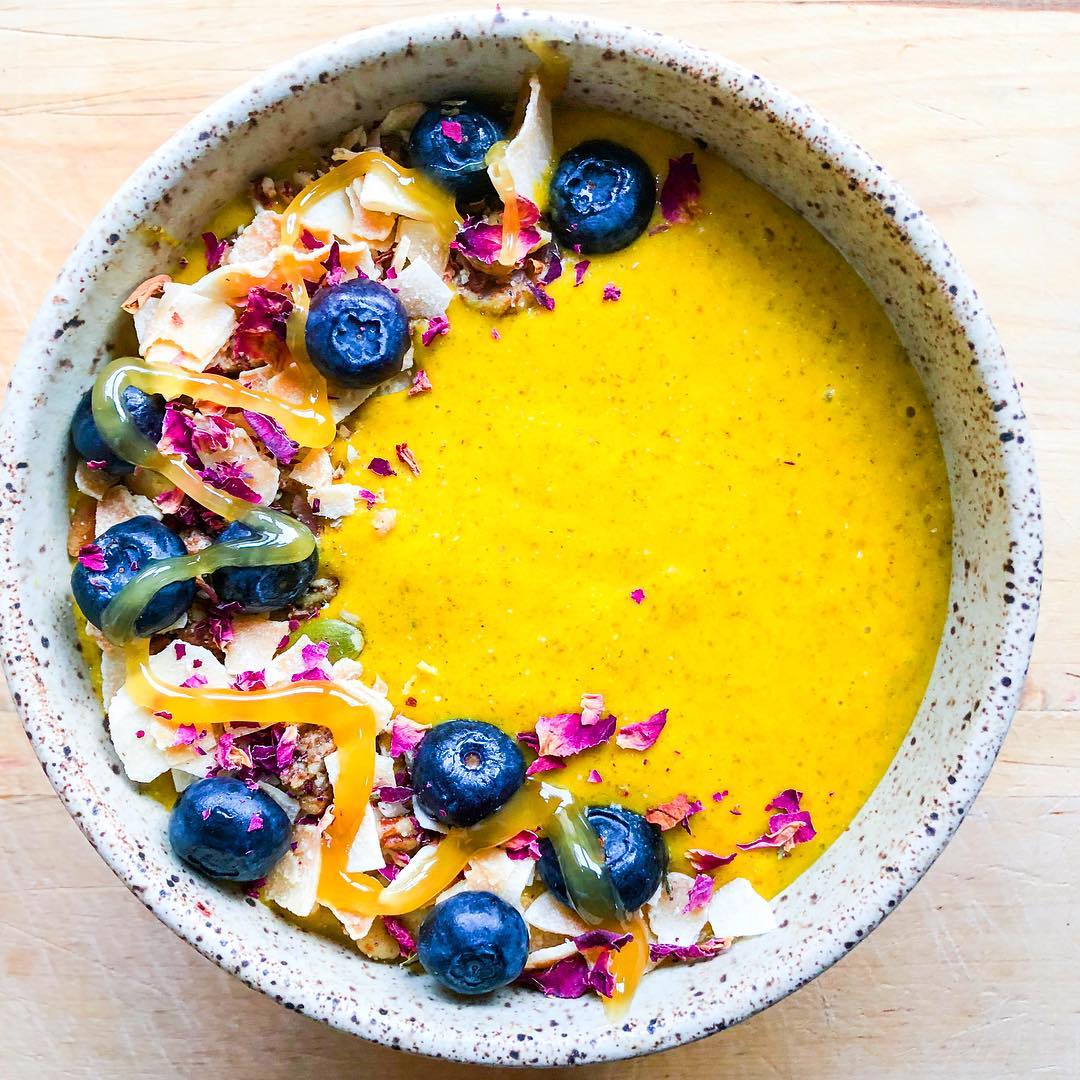 Spiced Butternut Squash Smoothie Bowl