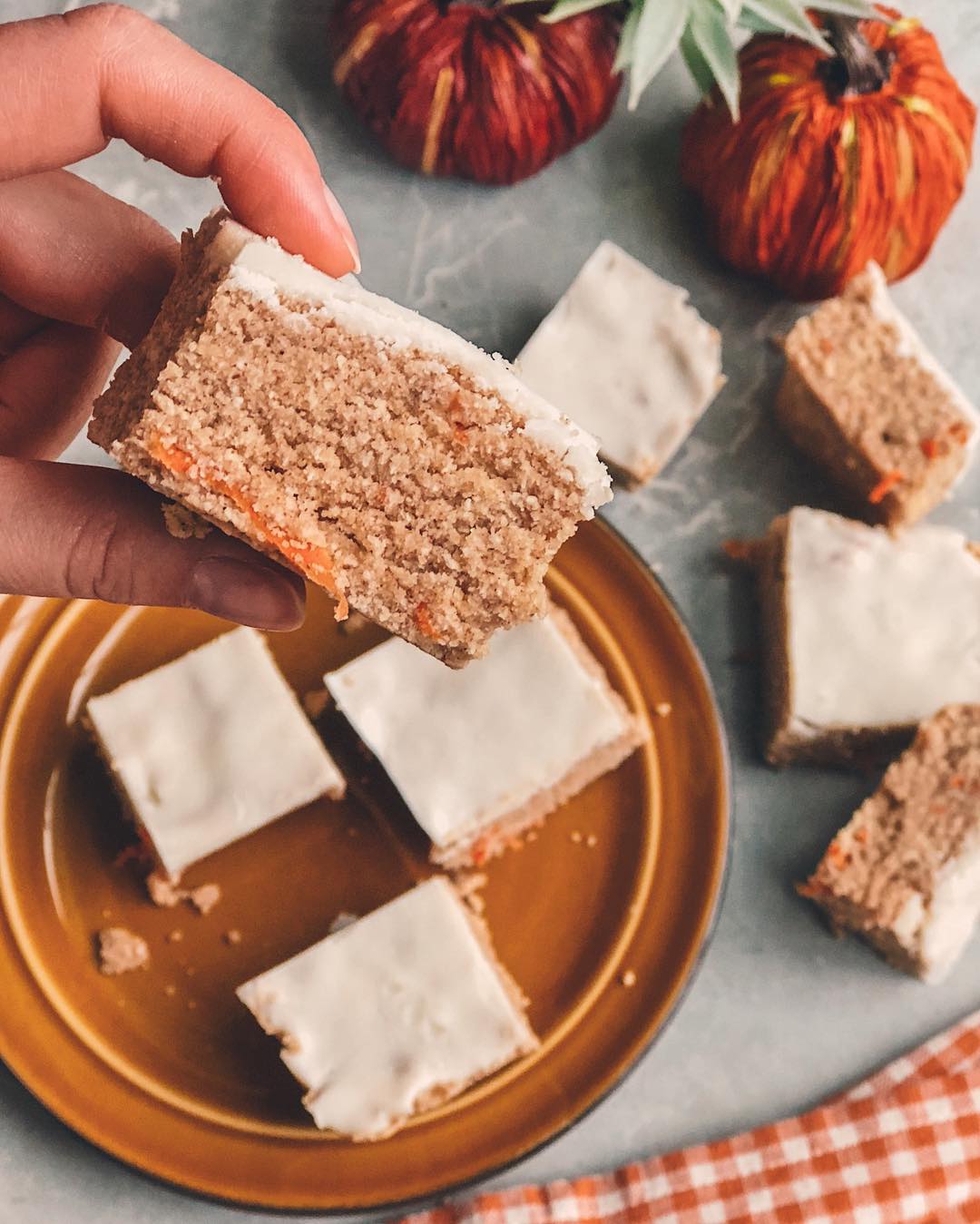 No-Bake Carrot Cake Bars