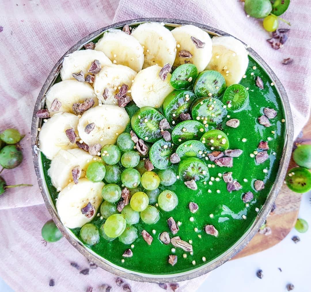 Creamy Green Smoothie Bowl