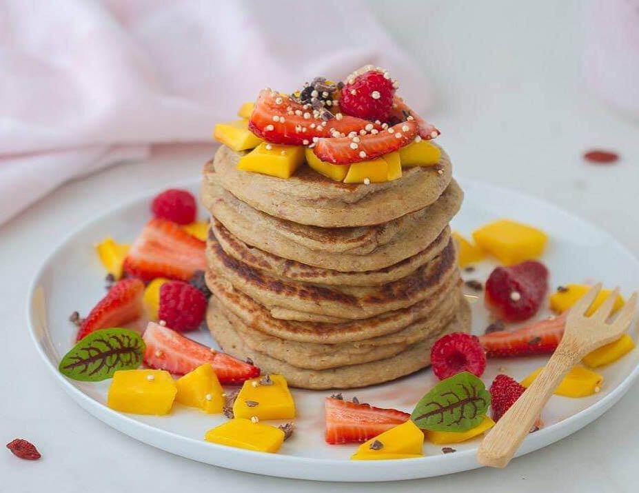 Banana Oat and Egg Pancakes