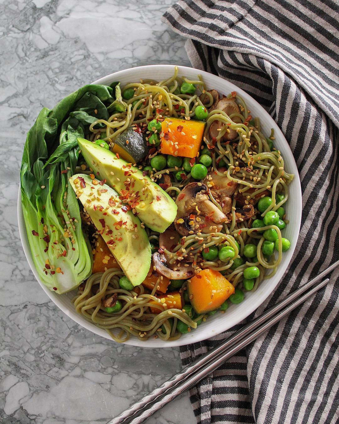 Easy Ramen Noodle Bowl with Vegetables
