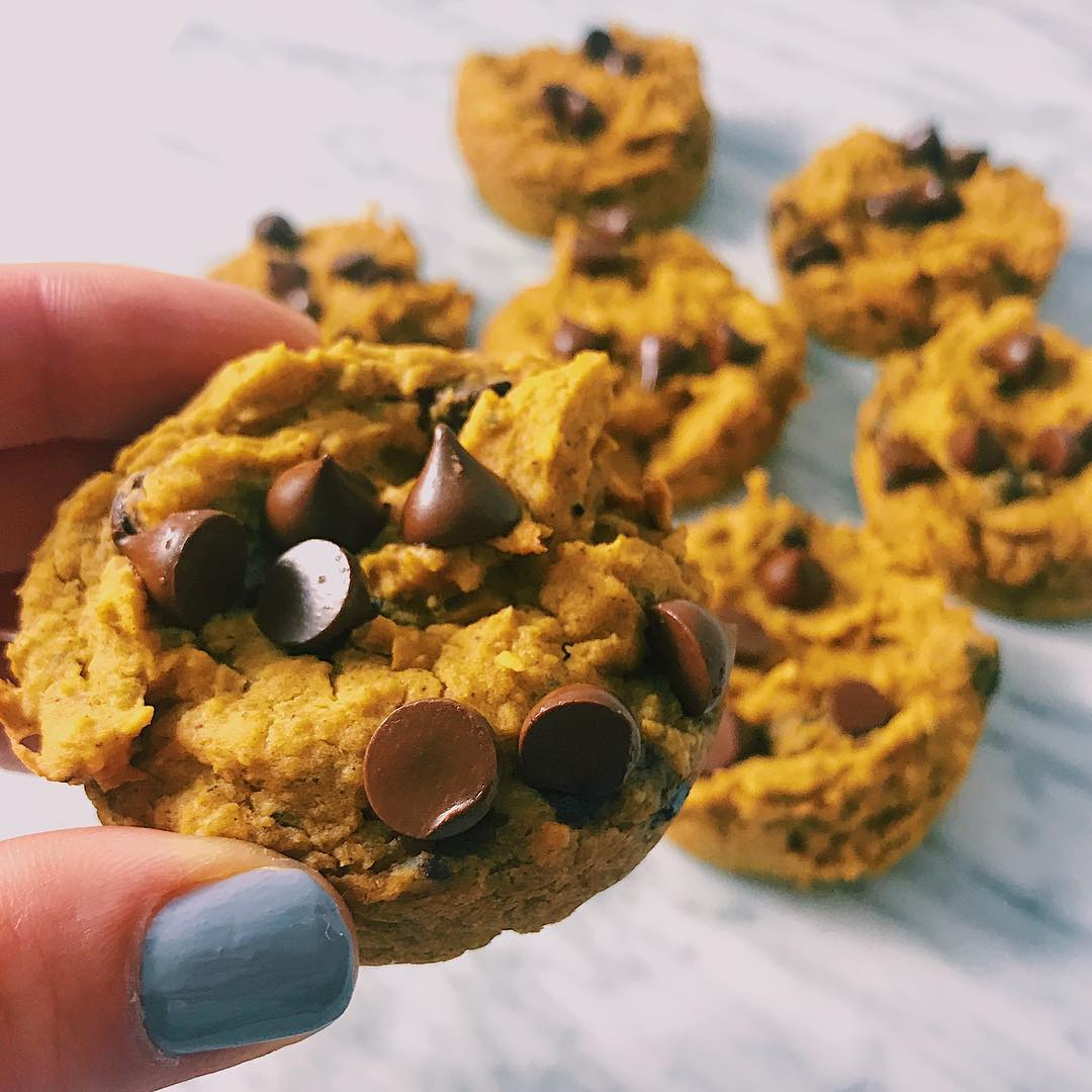 Vegan Flourless Pumpkin Muffins