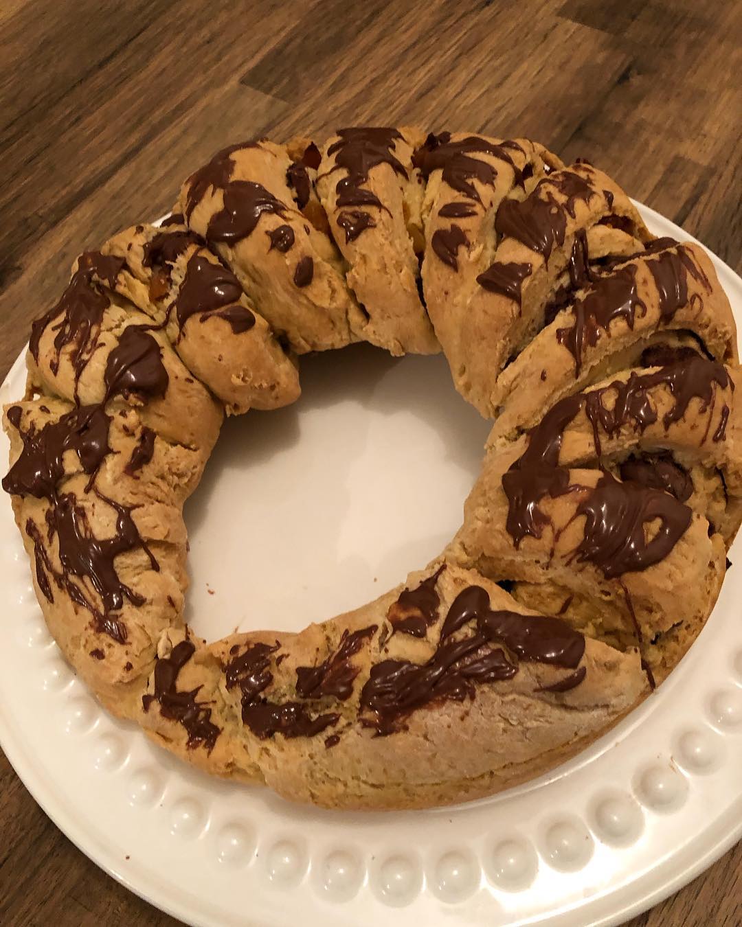 Apricot and Chocolate Ring