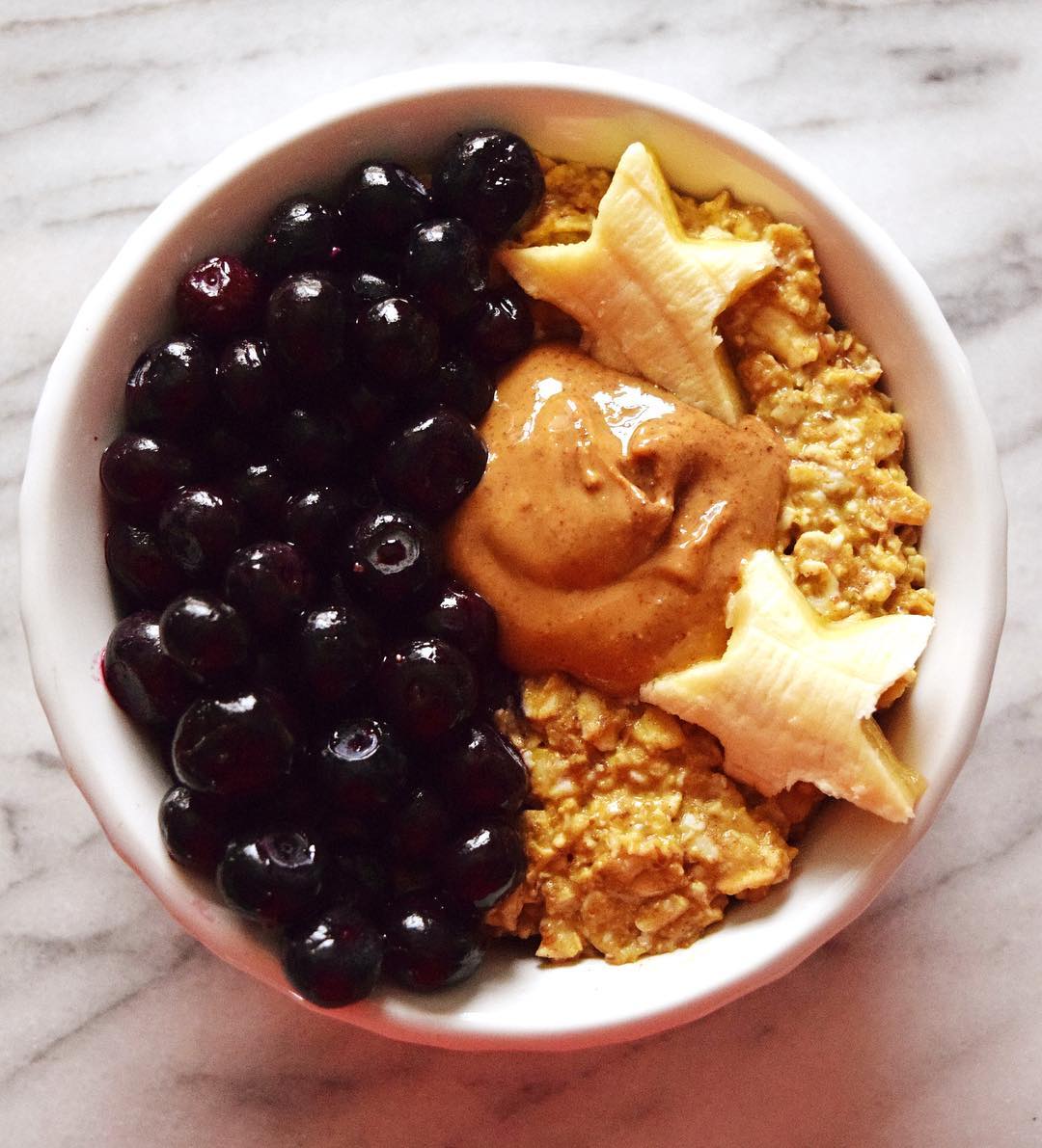 Oats with Cinnamon and Maca