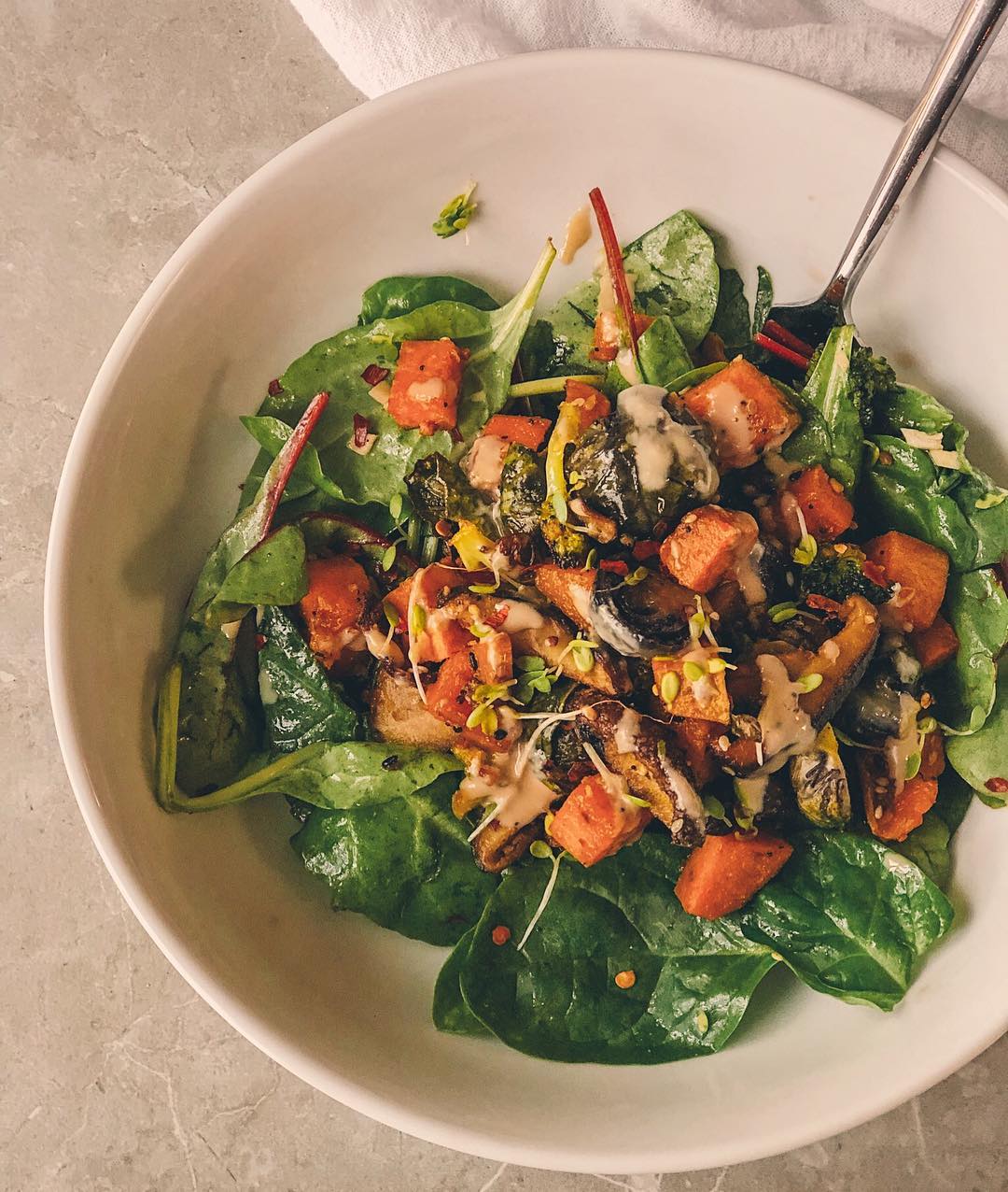 Homemade Lemon Garlic Salad Dressing