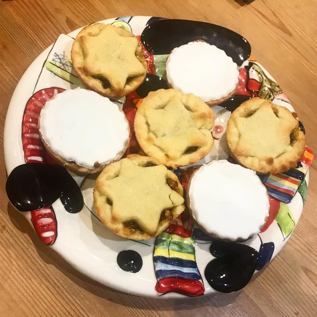 Homemade Mince Pies with Shortbread Pastry