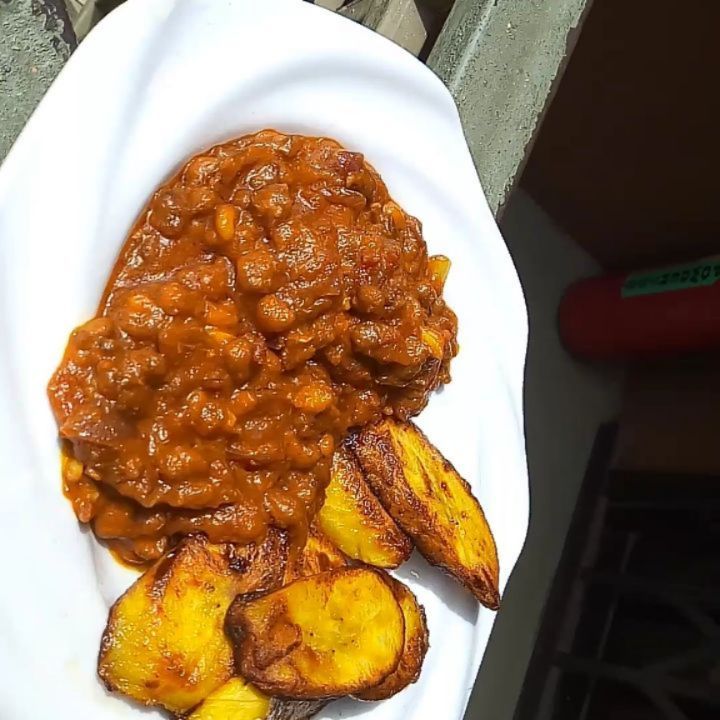 Nigerian Porridge Beans with Pan Fried Plantain