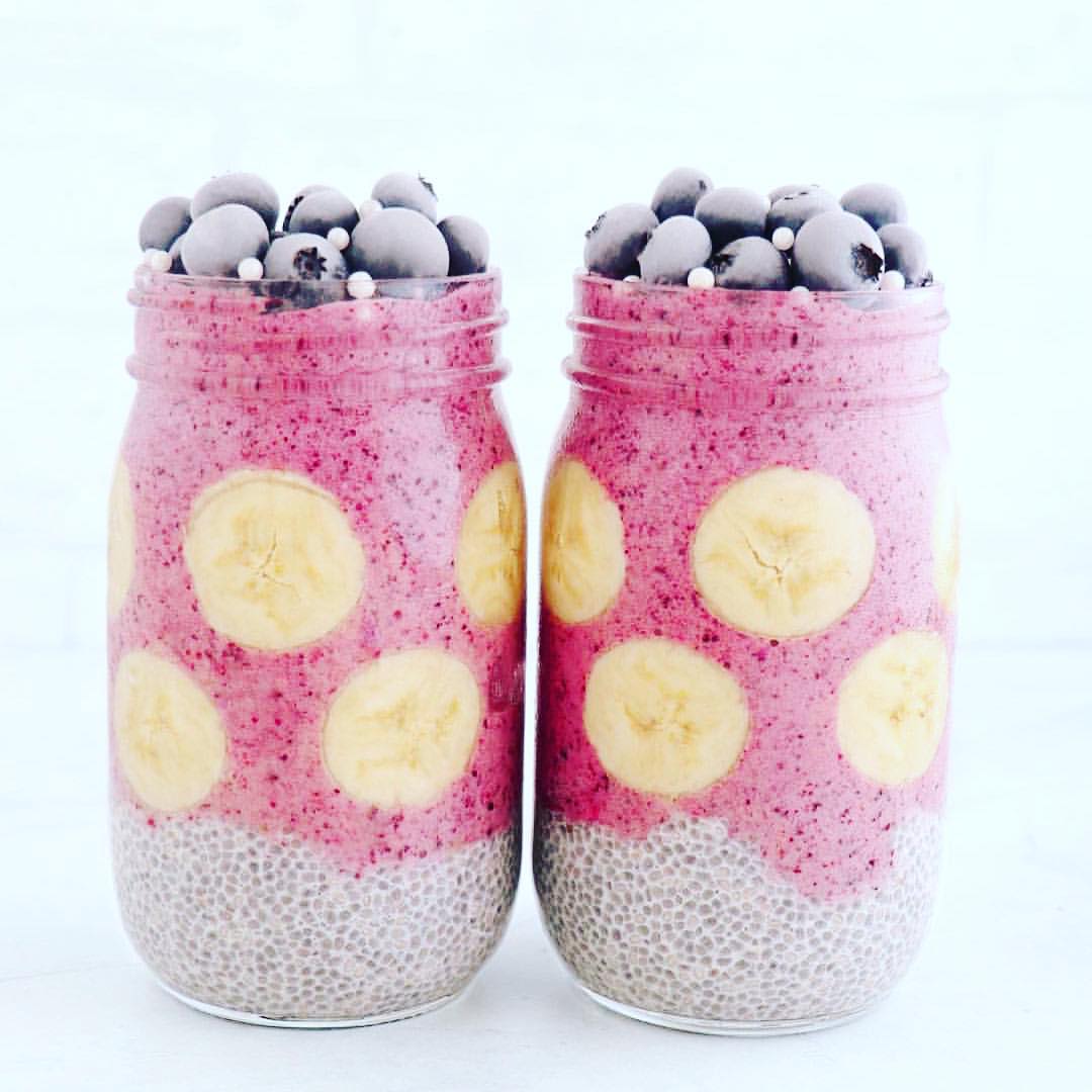 Nutritious Berry Chia Smoothie with Almond Milk