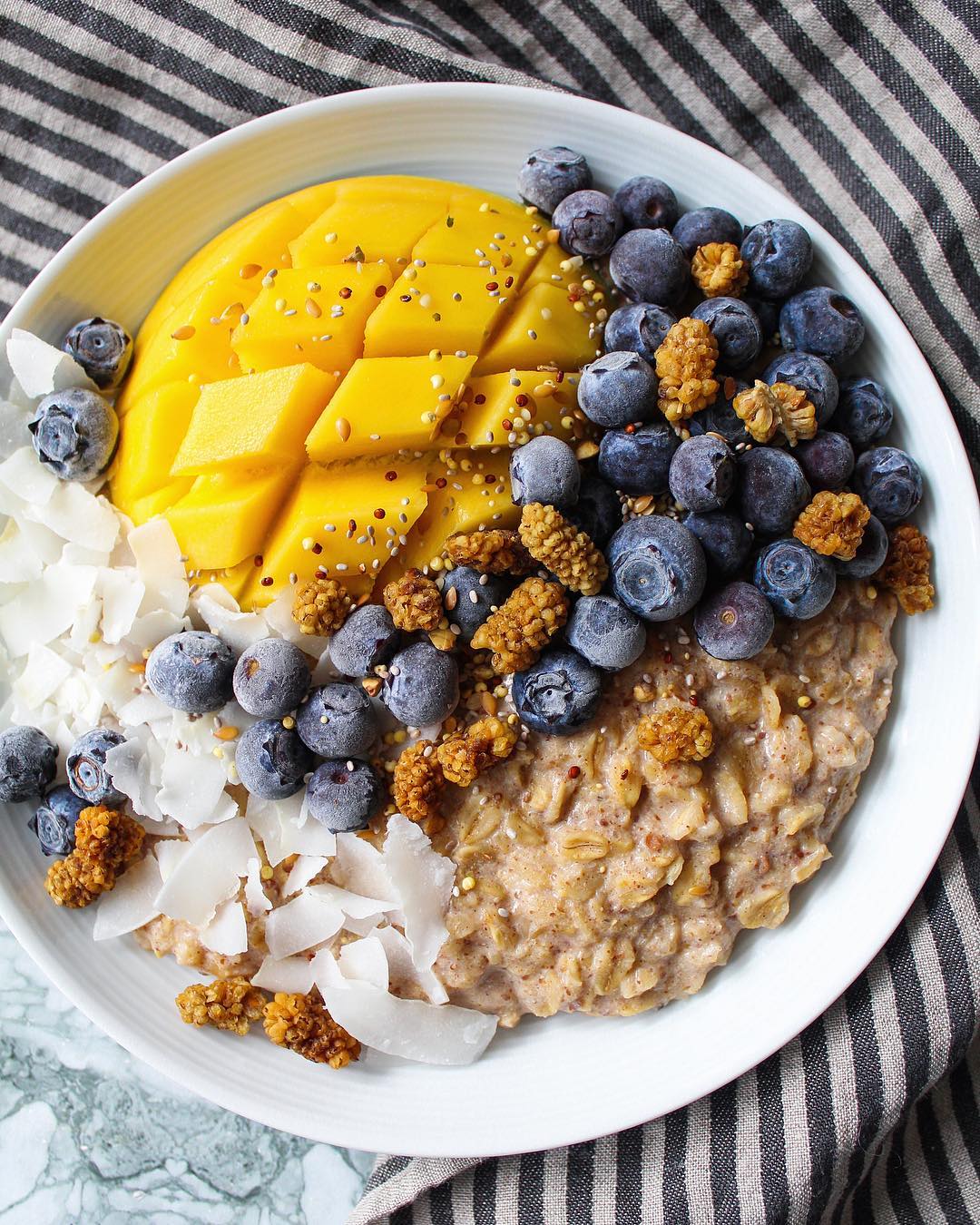 Easy Cardamom Oatmeal with Banana and Almond Milk