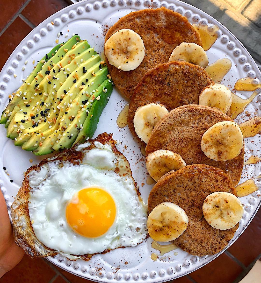 Simple Paleo Pancakes with Fruit and Eggs
