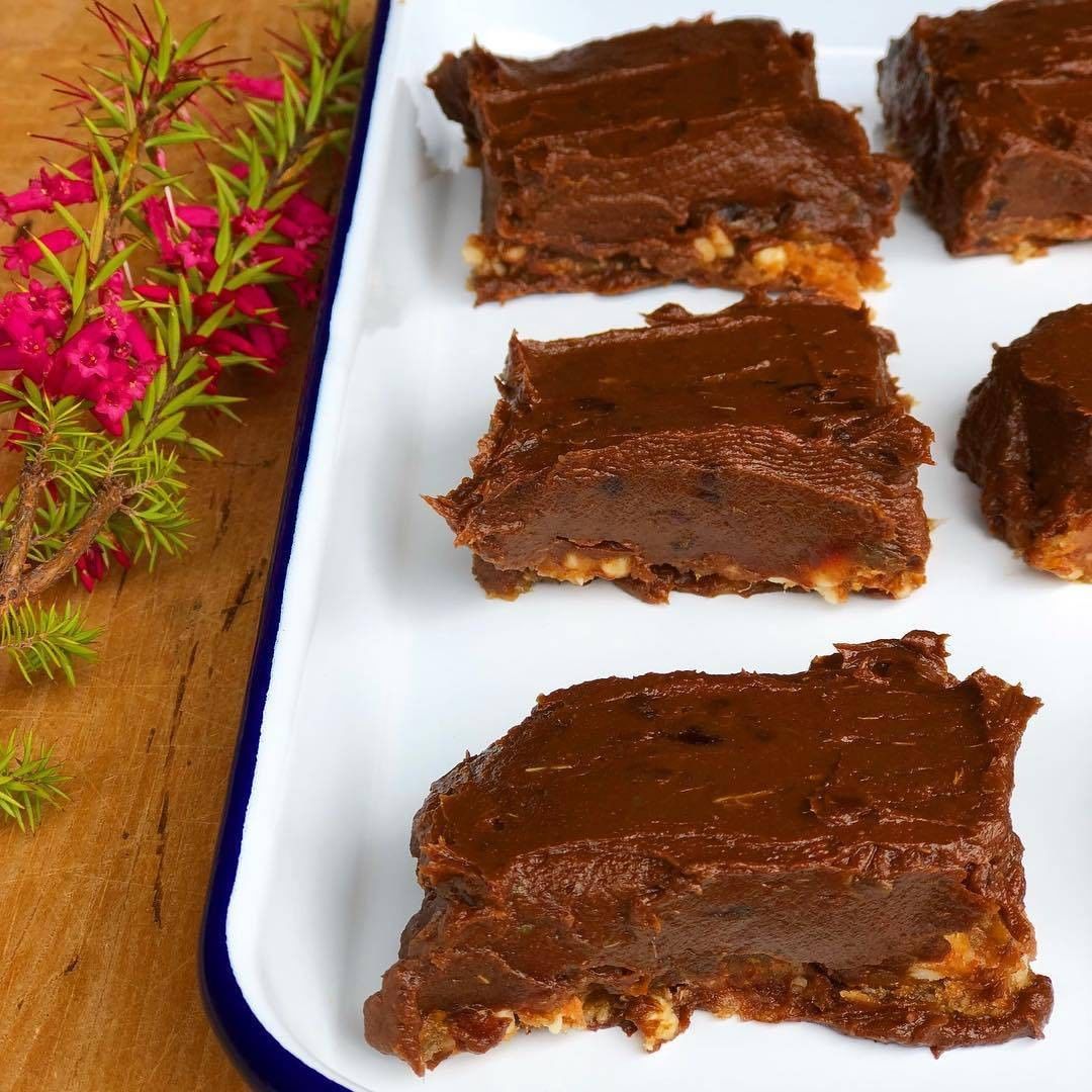 Easy Raw Vegan Brownie