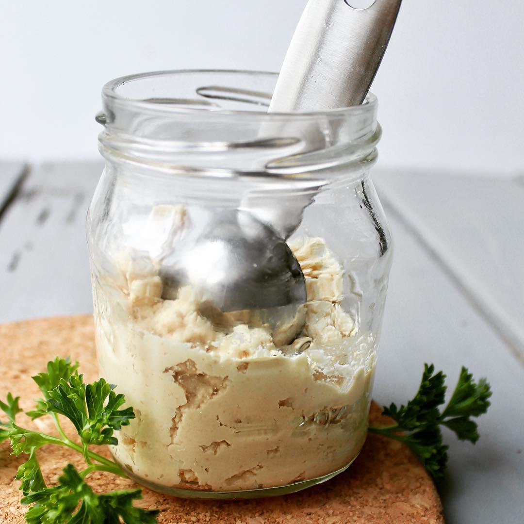 Simple Cashew Cream Dip and Spread