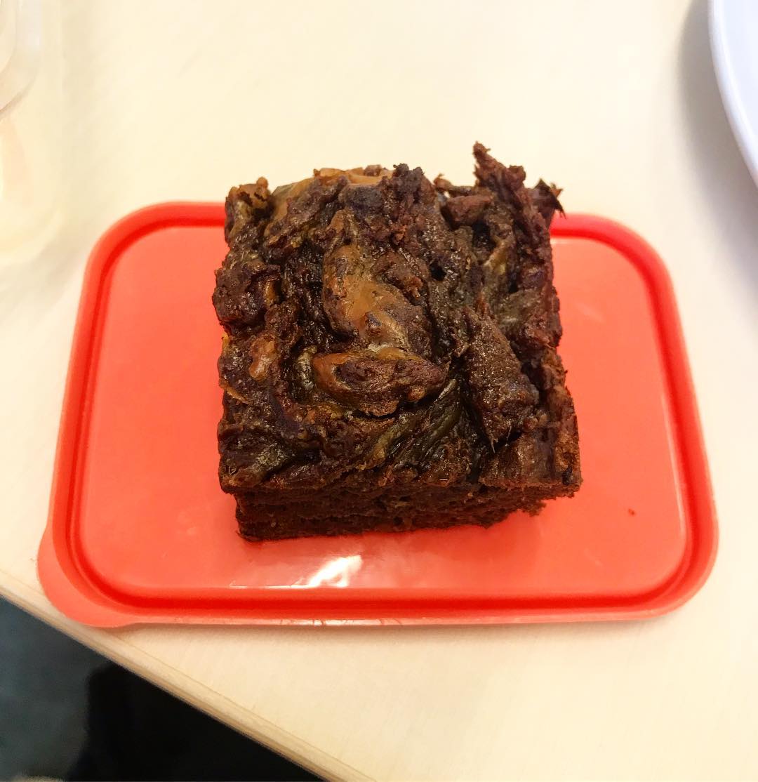 Cacao and Date Brownie